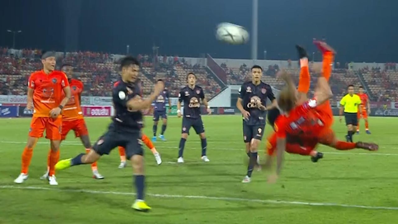 Spectacular Double Overhead Kick In Thai League Football Match Video Football The Guardian Spectacular Double Overhead Kick In Thai League Football Match Video Football The Guardian