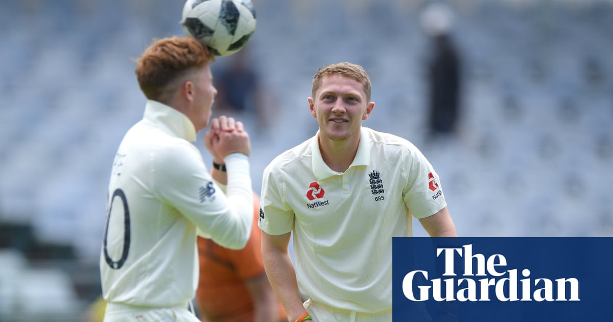 England’s cricketers to look elsewhere for fun after accepting football ban