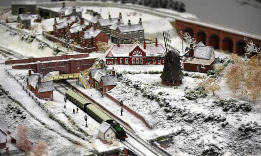 Winter wartime railway – part of the Izzard Family Railway collection