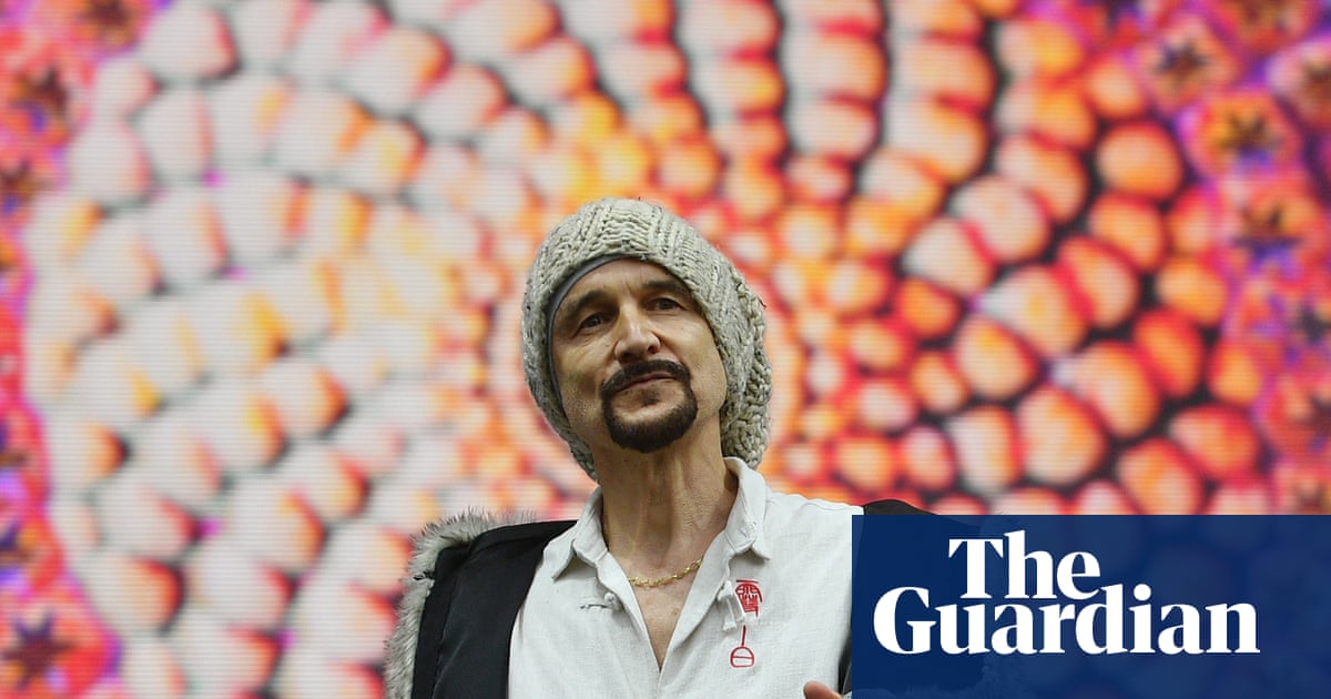 James’s Tim Booth criticises Tommy Robinson for ‘cynical’ use of their song