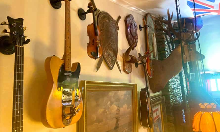 Angus Stone's Assets