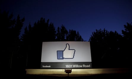 Facebook To Sponsor Gop Convention Despite Zuckerberg S Veiled Dig At Trump Facebook The Guardian