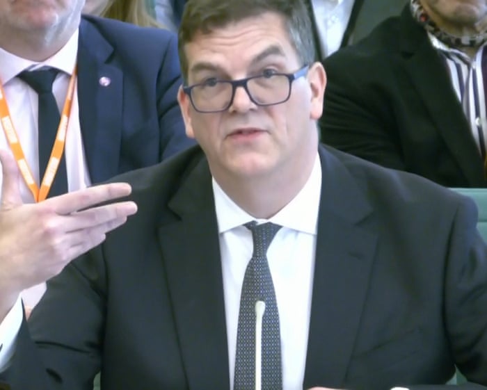 Olly Robbins launches legal challenge to dismissal as Foreign Office chief by Keir Starmer