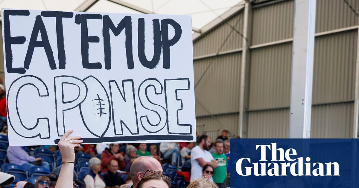 World Rugby urges men to learn from women's game on engaging with fans