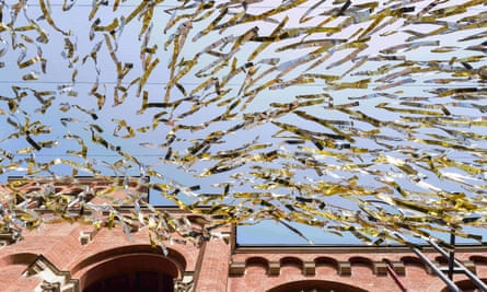 A seasonal shading system in Toulouse in July.