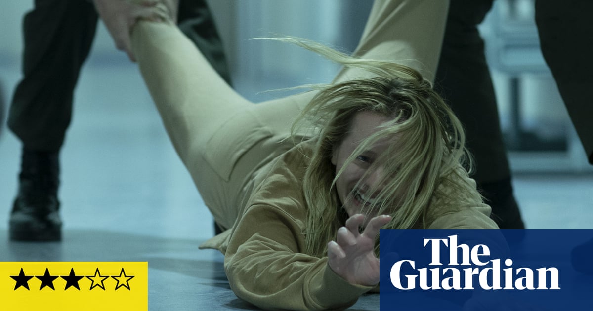 The Invisible Man review – Elisabeth Moss brings murky thriller to life