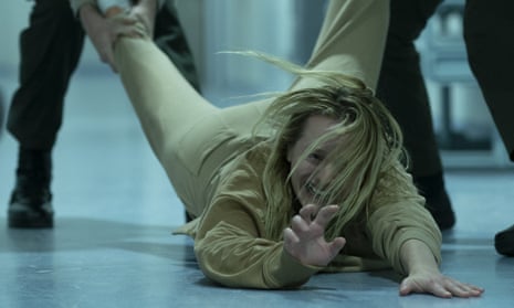 The Invisible Man Review Elisabeth Moss Brings Murky Thriller To Life Horror Films The Guardian The Invisible Man Review Elisabeth Moss Brings Murky Thriller To Life Horror Films The Guardian