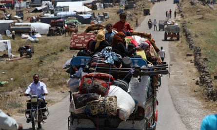 Refugees flee Deraa