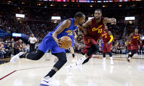 NBA - The Golden State Warriors defeat the Cleveland Cavaliers 108
