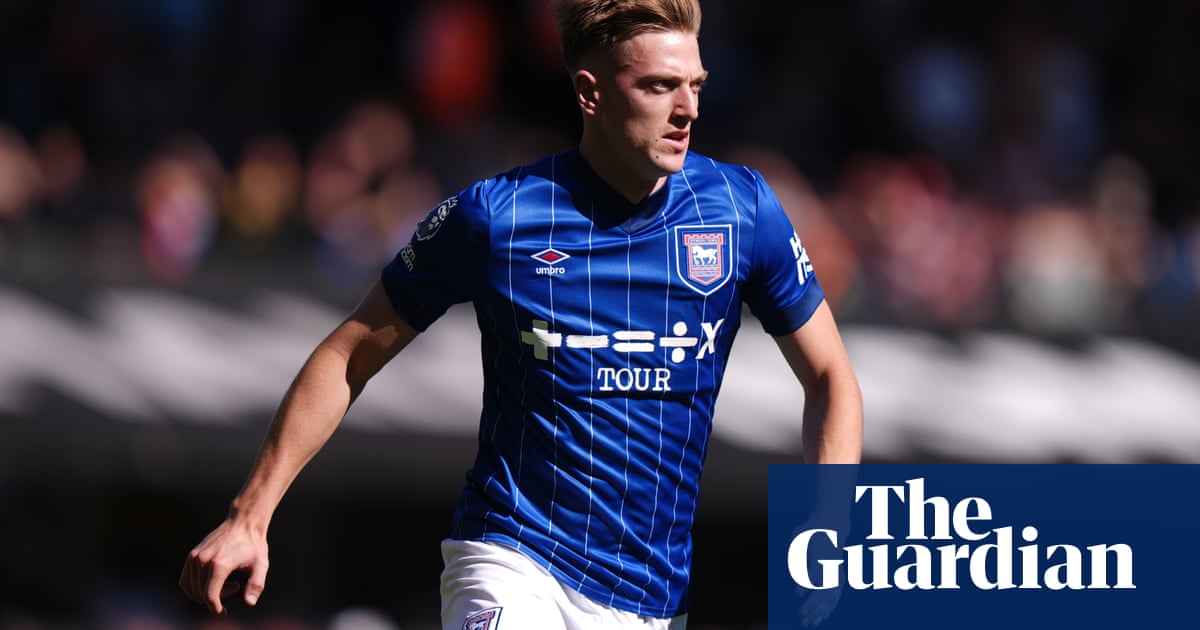 Chelsea ramp up push for new striker with talks over Delap and interest in Ekitike