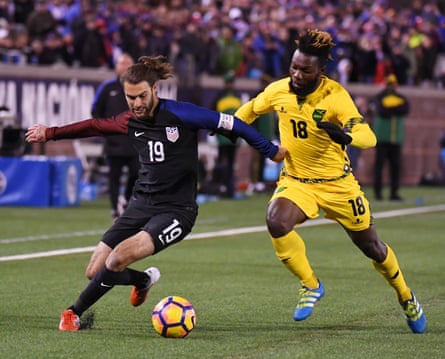 Could Zusi work as a converted full-back?