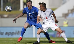 England’s James Ward-Prowse (right) and Iceland’s Jon Dadi Bodvarsson in the Nations League game in September.