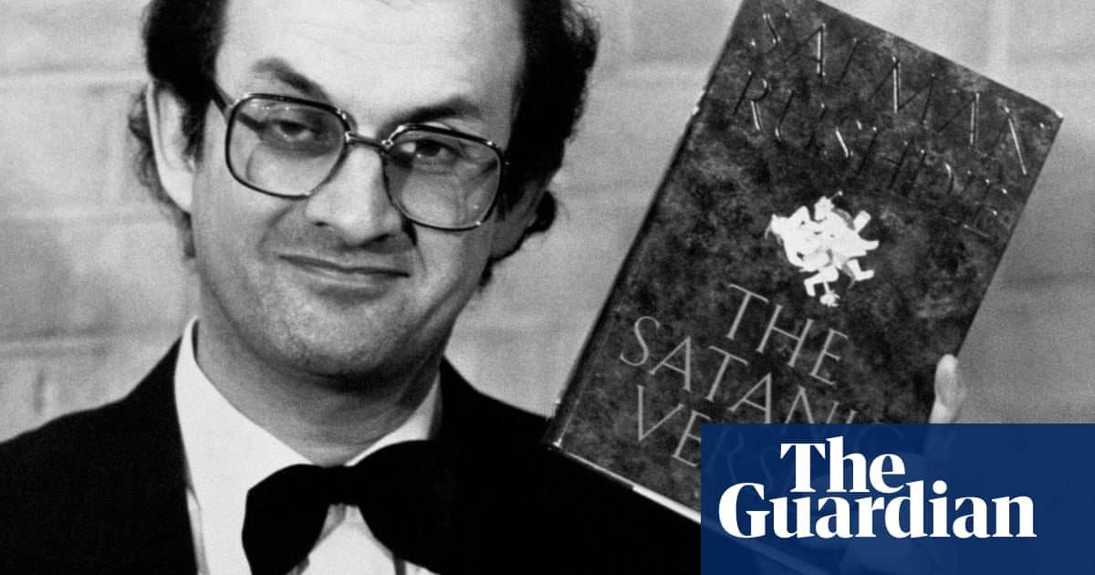 Indian ban on importing Rushdie’s Satanic Verses to be lifted as no official order discovered | Salman Rushdie Indian ban on importing Rushdie’s Satanic Verses to be lifted as no official order discovered | Salman Rushdie