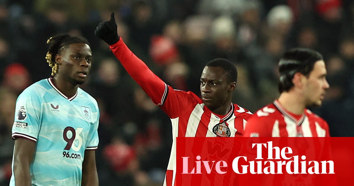 Sunderland v Burnley: Premier League – live updates