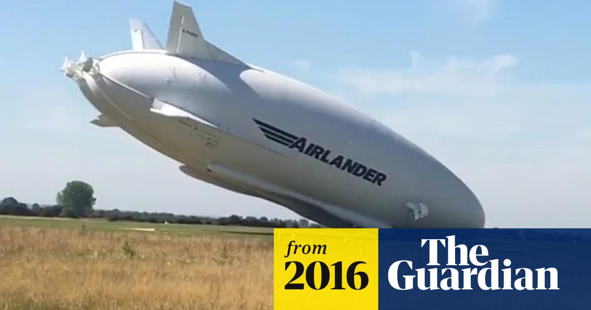 World's biggest aircraft crashes in Bedfordshire