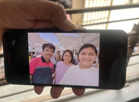 The last family selfie taken of Suraj Mistry and his daughter Kinal Mistry, shown on a mobile phone.