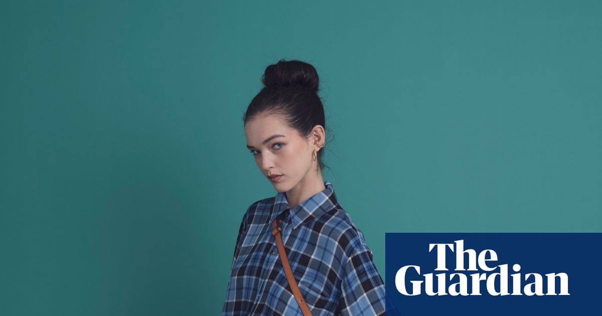 Jess Cartner-Morley on fashion: Still wearing a cross-body bag and French-tucking your shirt? Sorry to say, your wardrobe is cringe