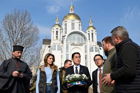 Fumio Kishida visits the site of a mass grave in the town of Bucha, Ukraine