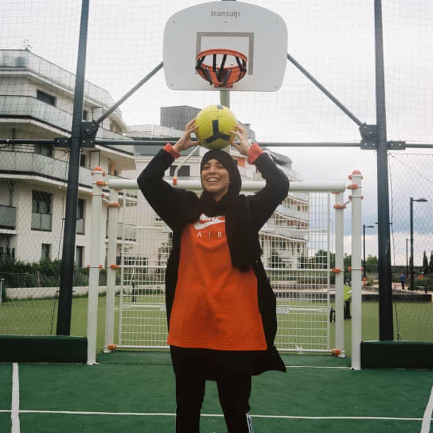 Bouchra Chaïb trains on the football field in Montreuil.