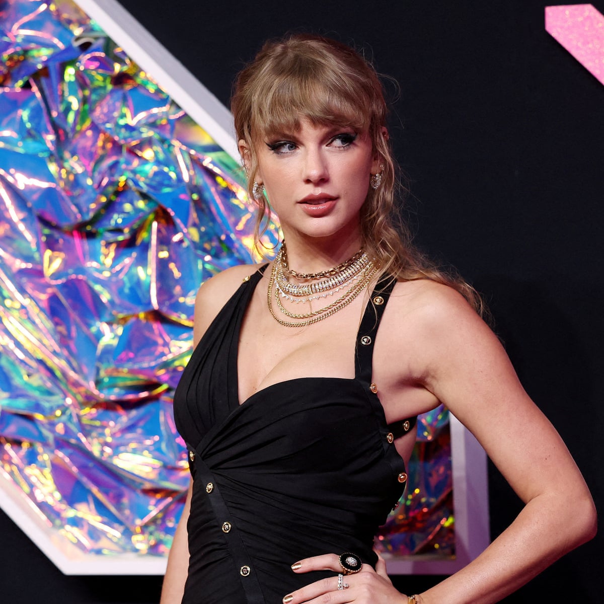 We should celebrate Taylor Swift. But her success shouldn't crowd out  others | Martha Gill | The Guardian