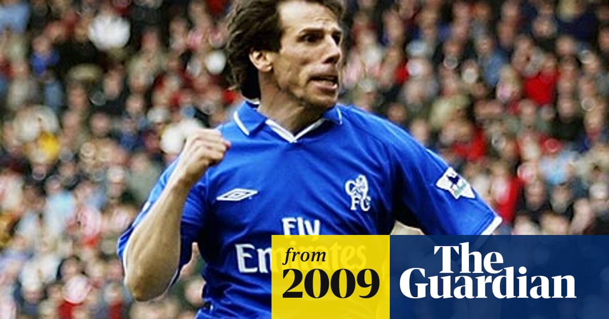 My Error Prompted Gianfranco Zola S Chelsea Career Says Carlo Ancelotti Football The Guardian