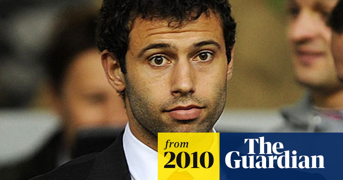 Roy Hodgson Vents Anger At Javier Mascherano For Skipping Defeat Premier League The Guardian