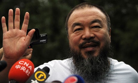 Outspoken Chinese artist Ai Weiwei waves