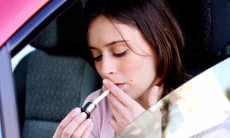 Smoke women learning cigarettes to 