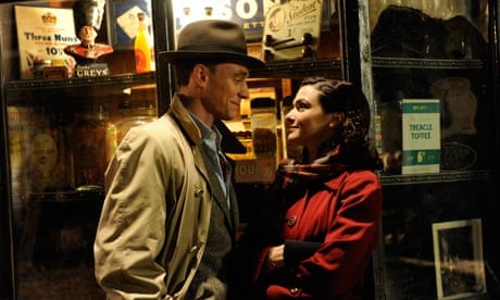 Tom Hiddleston and Rachel Weisz in Terence Davies’s The Deep Blue Sea.