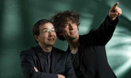 Neil Gaiman (right) and Shaun Tan