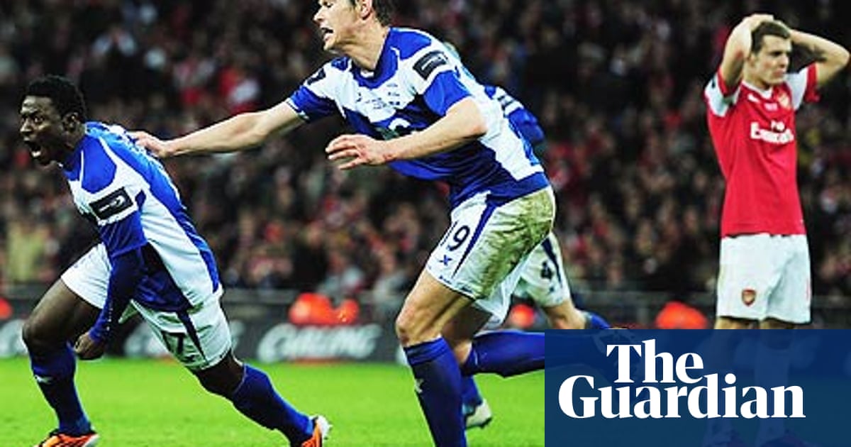 Obafemi Martins grabs glory as Birmingham beat Arsenal  Carling Cup  The Guardian