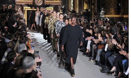 Paris fashion week: Return to normality after John Galliano storm ...