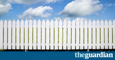 Options strategies fence