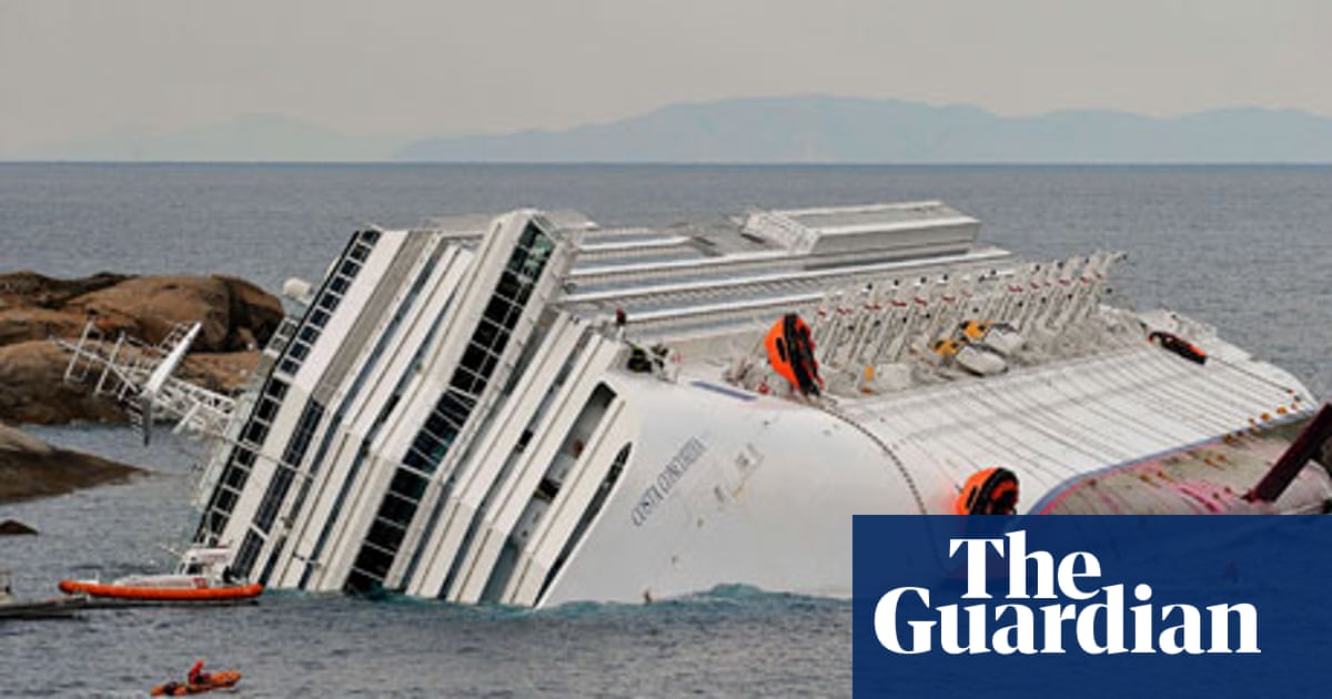 Costa Concordia Shows Size Does Not Make Modern Cruise Ships Impregnable Italy The Guardian