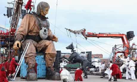 Royal De Luxe bring their Little Girl Giant to Liverpool