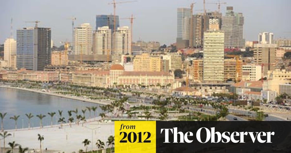 Sex of old woman in Luanda