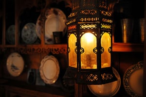 Gallery Khadambi Asalche's home: Khadambi Asalche's home: lamp