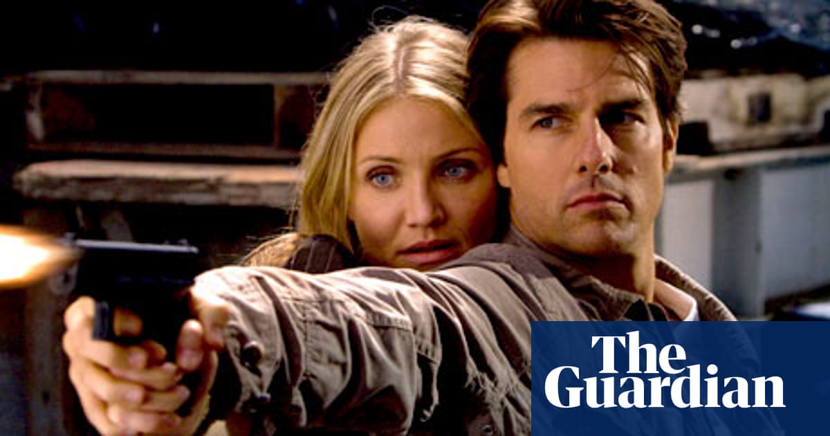 Why Are The Knives So Out For Tom Cruise In Knight And Day Tom Cruise The Guardian