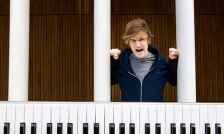 Bo Burnham I M Honest For Two Minutes Edinburgh Festival 2010 The Guardian