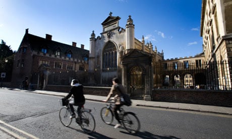 7 Reasons Why Oxford is Better Than Cambridge