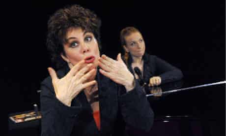 Ruby Wax-Losing It. Ruby Wax one woman show at the Menier Chocolate Factory