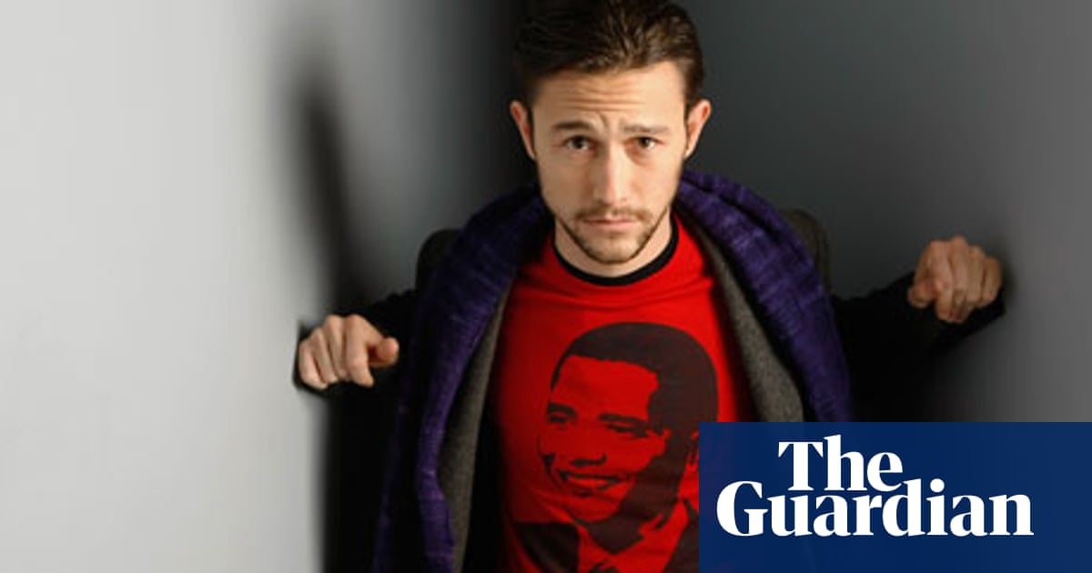 Why Joseph Gordon Levitt As Robin In The Dark Knight Rises Just Won T Fly Christopher Nolan The Guardian