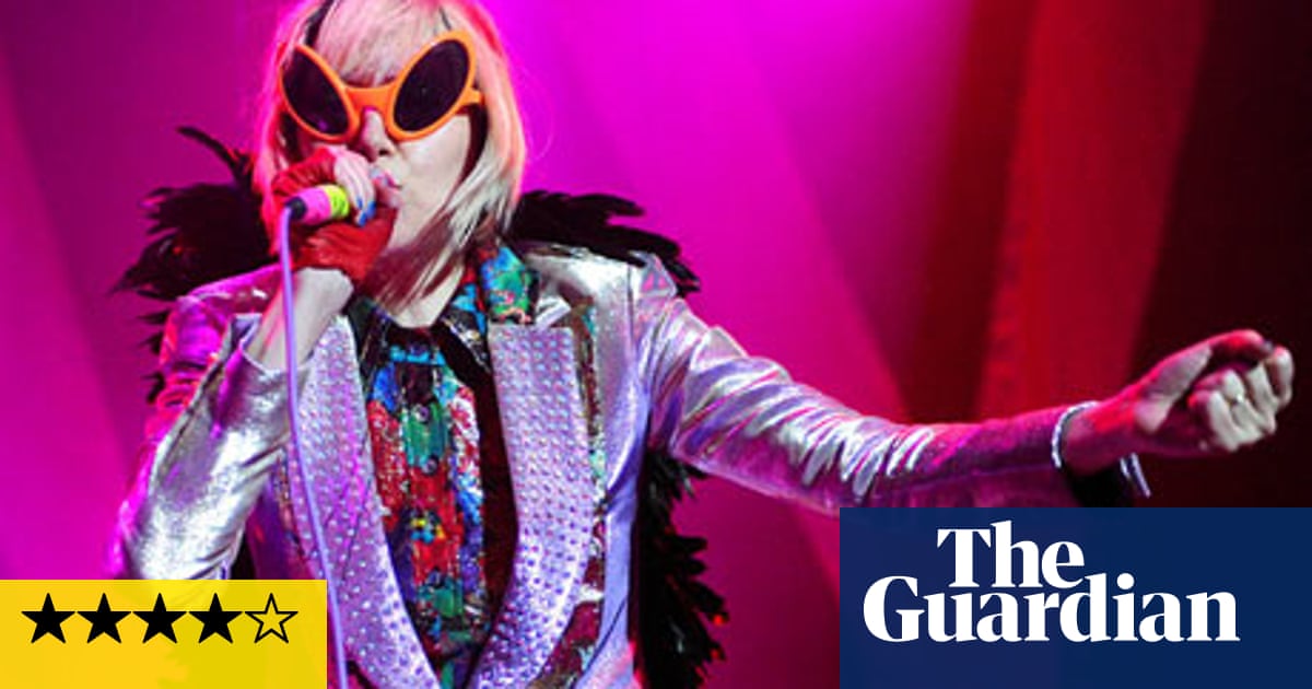 Yeah Yeah Yeahs Review Music The Guardian Yeah Yeah Yeahs Review Music The Guardian