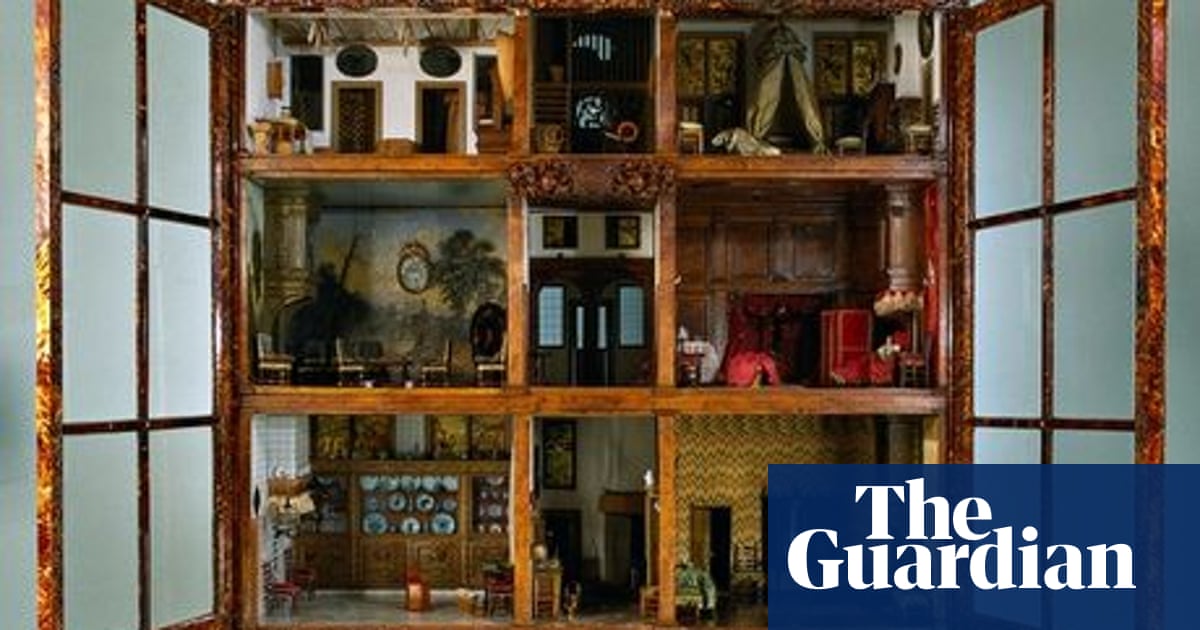 The Miniaturist By Jessie Burton Review History With A Modern Day