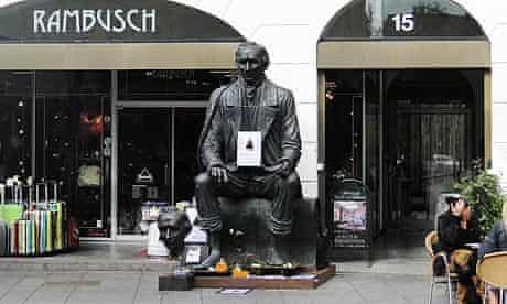 Galschiot's statue of Hans Christian Andersen