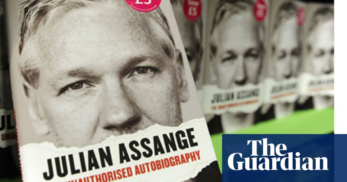 Julian Assange S Memoir Should Not Have Been Published