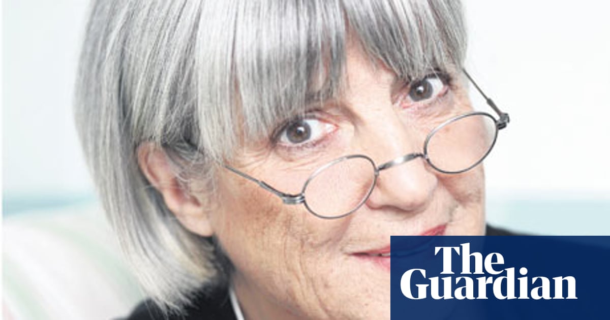 Mary Kay Wilmers I Like Difficult Women Not Just Because I M A Bit Difficult Myself I Like Their Complication Books The Guardian Mary Kay Wilmers I Like Difficult Women Not Just Because I M A Bit Difficult Myself I Like Their Complication Books The Guardian