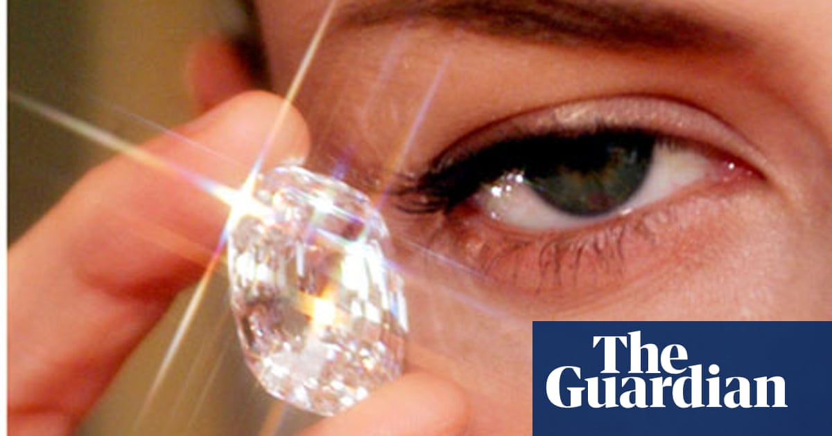Poem Of The Week Brittle Beauty By Henry Howard Earl Of Surrey Poetry The Guardian Poem Of The Week Brittle Beauty By Henry Howard Earl Of Surrey Poetry The Guardian