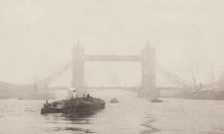 Tower Bridge in circa 1908