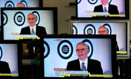 Rupert Murdoch on Sky News multiple screens